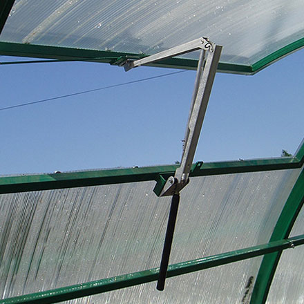 Automatic Ventilation Of Greenhouse